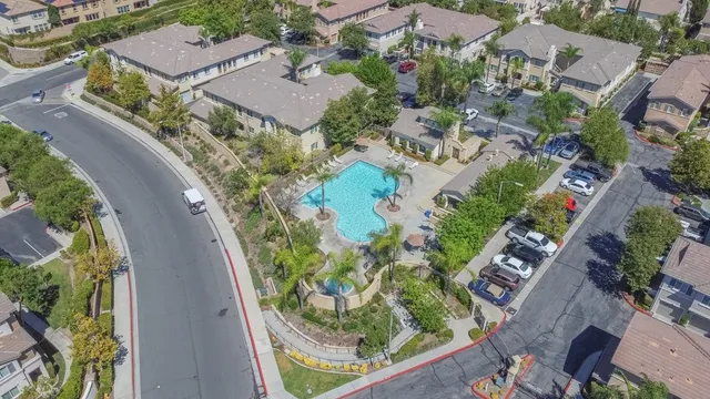 $415,000 | 26352 Arboretum Way, Unit 3501, Murrieta, CA 92563