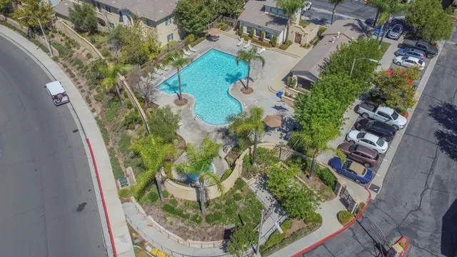 $415,000 | 26352 Arboretum Way, Unit 3501, Murrieta, CA 92563