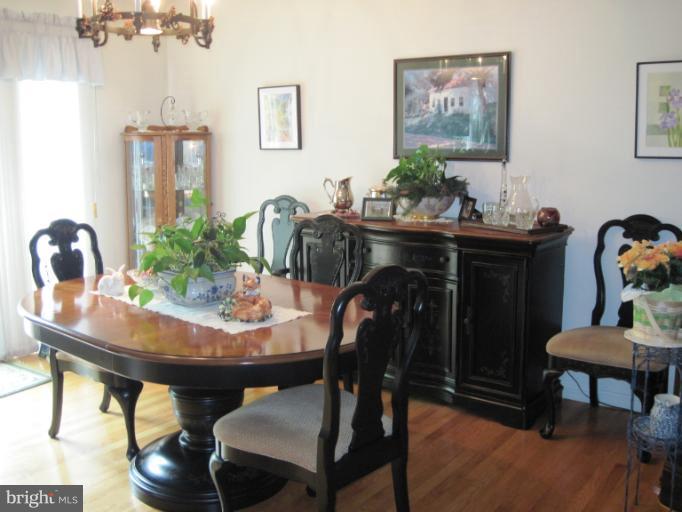 9269 Mountjoy Road Marshall, VA 20115 - Photo 4 of 14 a view of a dining room with furniture and wooden floor