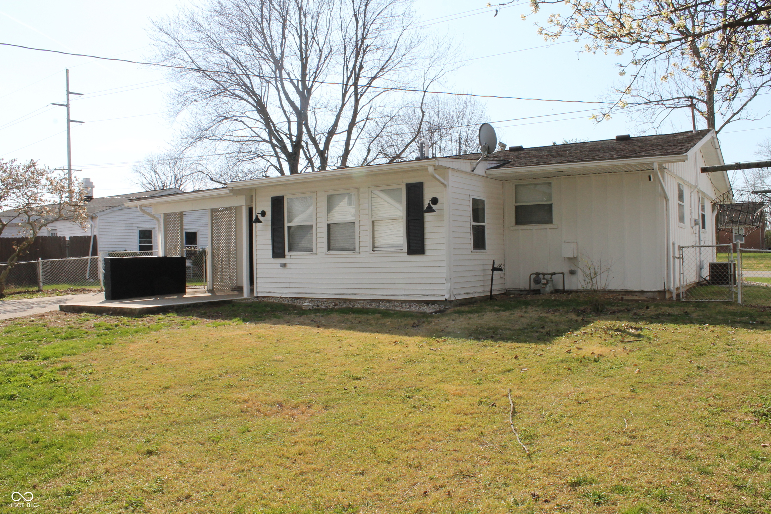 1548 Westgate Road Seymour, IN 47274 - Photo 14 of 55