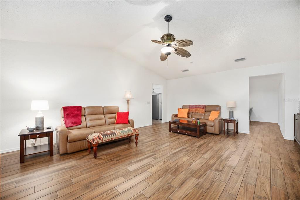 8560 Southwest 90th Street, Unit E Ocala, FL 34481 - Photo 18 of 59