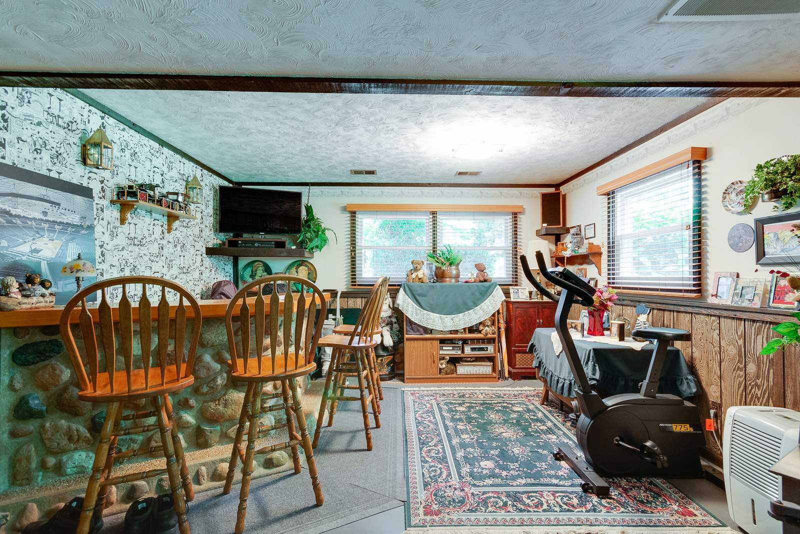 20130 Miller Road South Bend, IN 46614 - Photo 19 of 34 Gallery Image 19