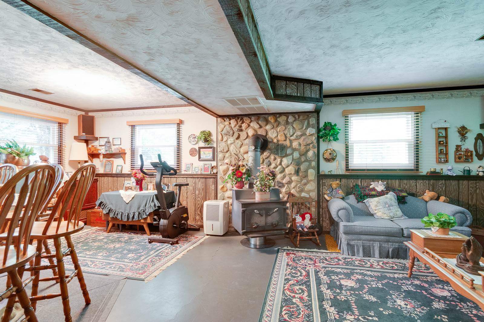 20130 Miller Road South Bend, IN 46614 - Photo 21 of 34 Gallery Image 21