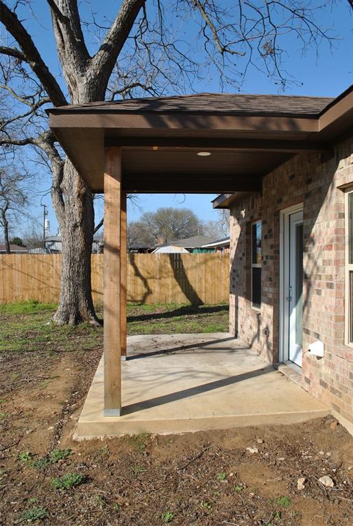 412 Dewitt Street Collinsville, TX 76233 - Photo 16 of 17 a view of entrance