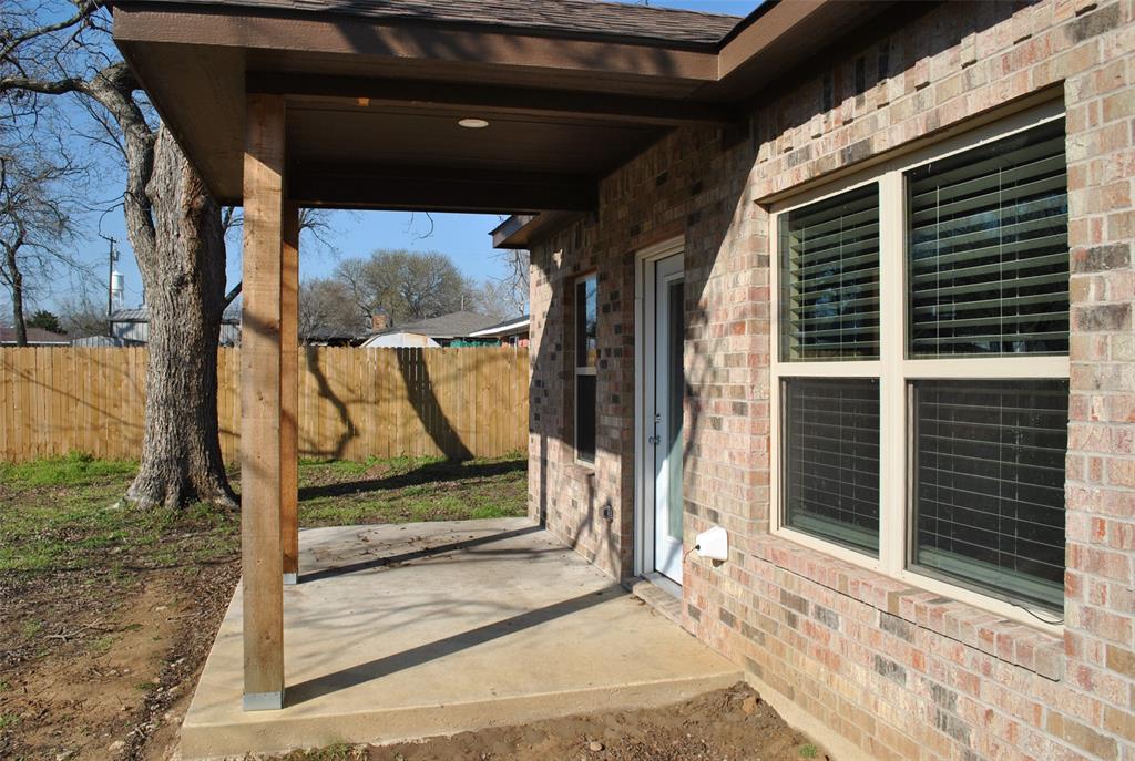 412 Dewitt Street Collinsville, TX 76233 - Photo 2 of 17 a view of outdoor space