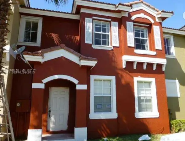 $2,200 | 641 East Mowry Court, Homestead, FL 33030