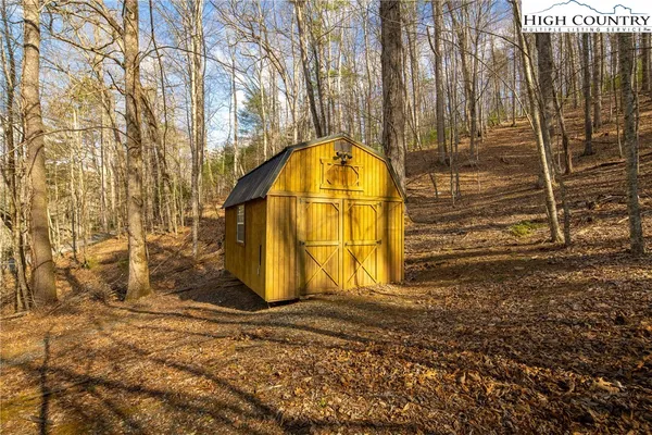 $399,900 | 2408 Todd Railroad Grade Road, Todd, NC 28684