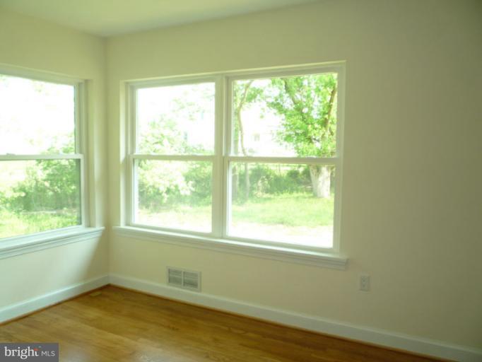 20300 Whites Ferry Road Poolesville, MD 20837 - Photo 20 of 30 a view of a window in a room