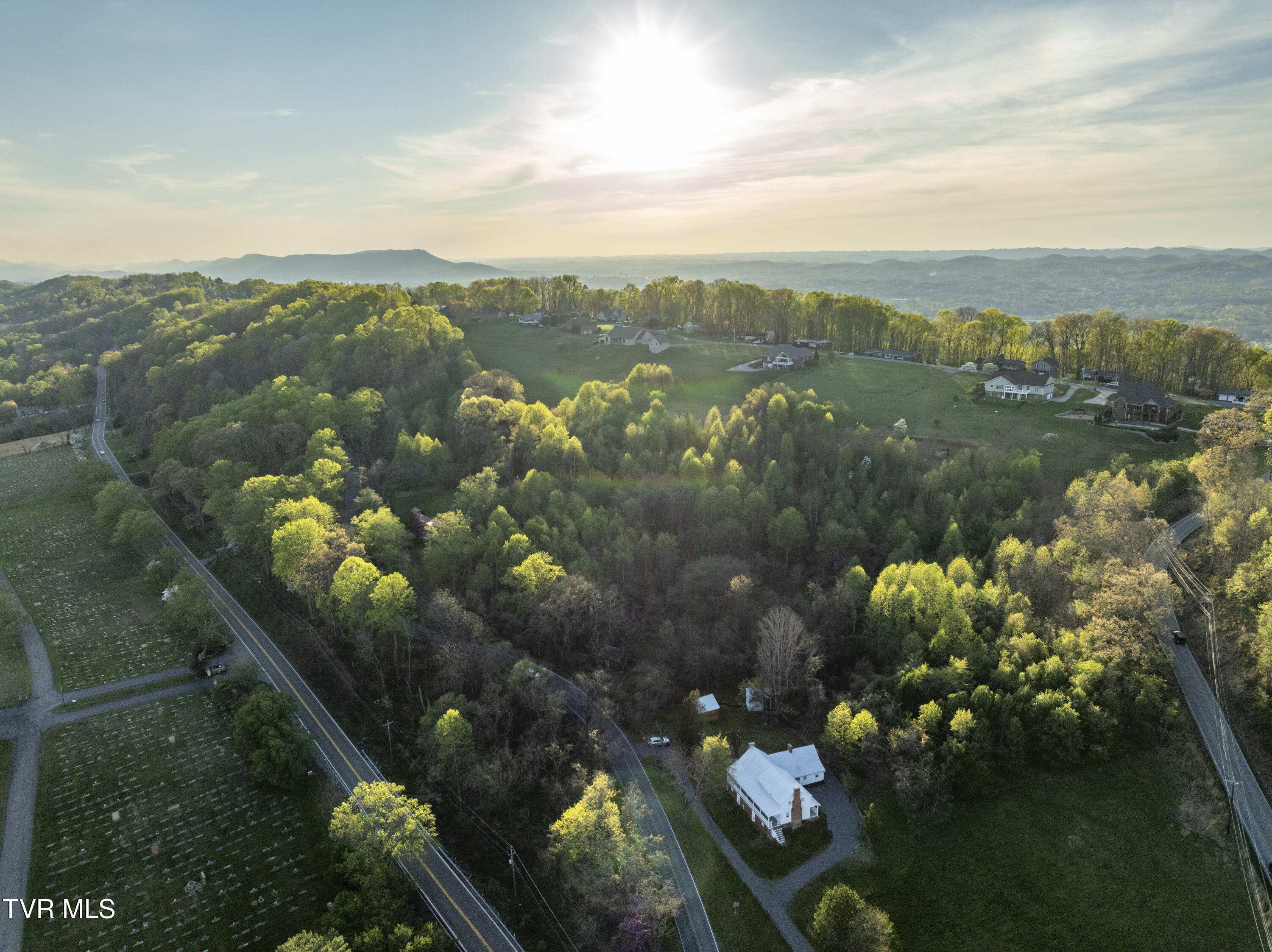 6270 Chestnut Ridge Road, Unit 12 Kingsport, TN 37664 - Photo 7 of 7 ChestnutRidge-EatonStationRd-Aerial--23