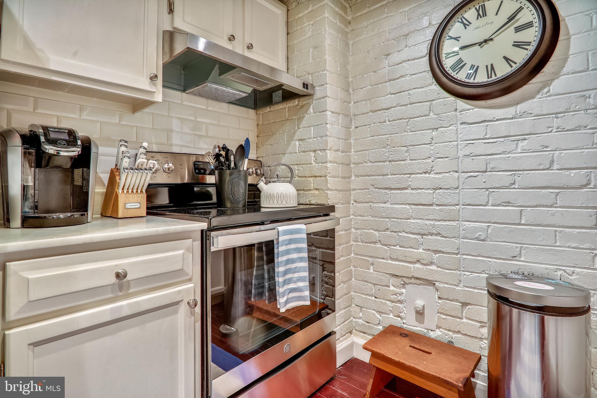 2007 O Street Northwest, Unit 404 Washington, DC 20036 - Photo 26 of 41