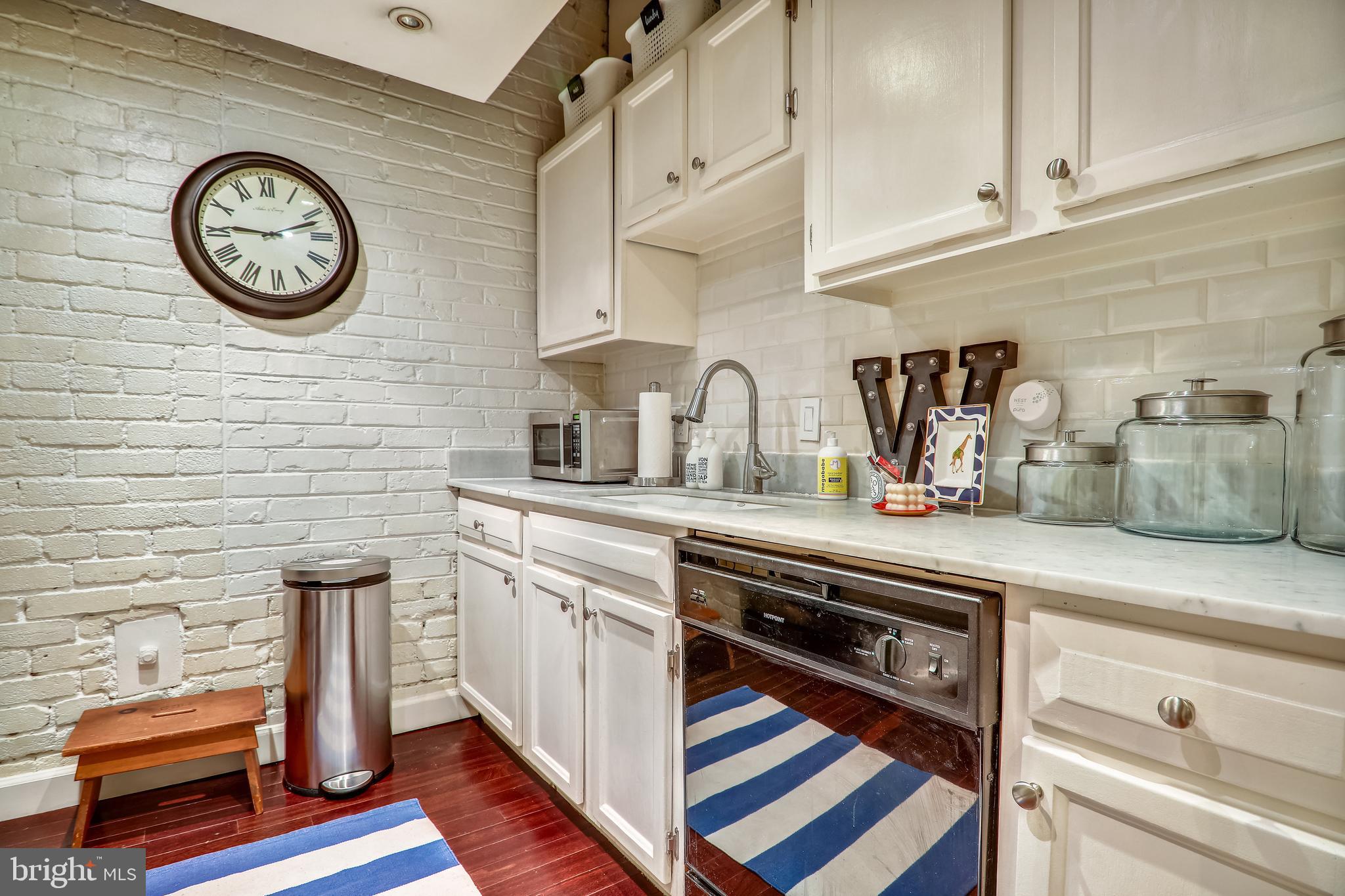 2007 O Street Northwest, Unit 404 Washington, DC 20036 - Photo 28 of 41