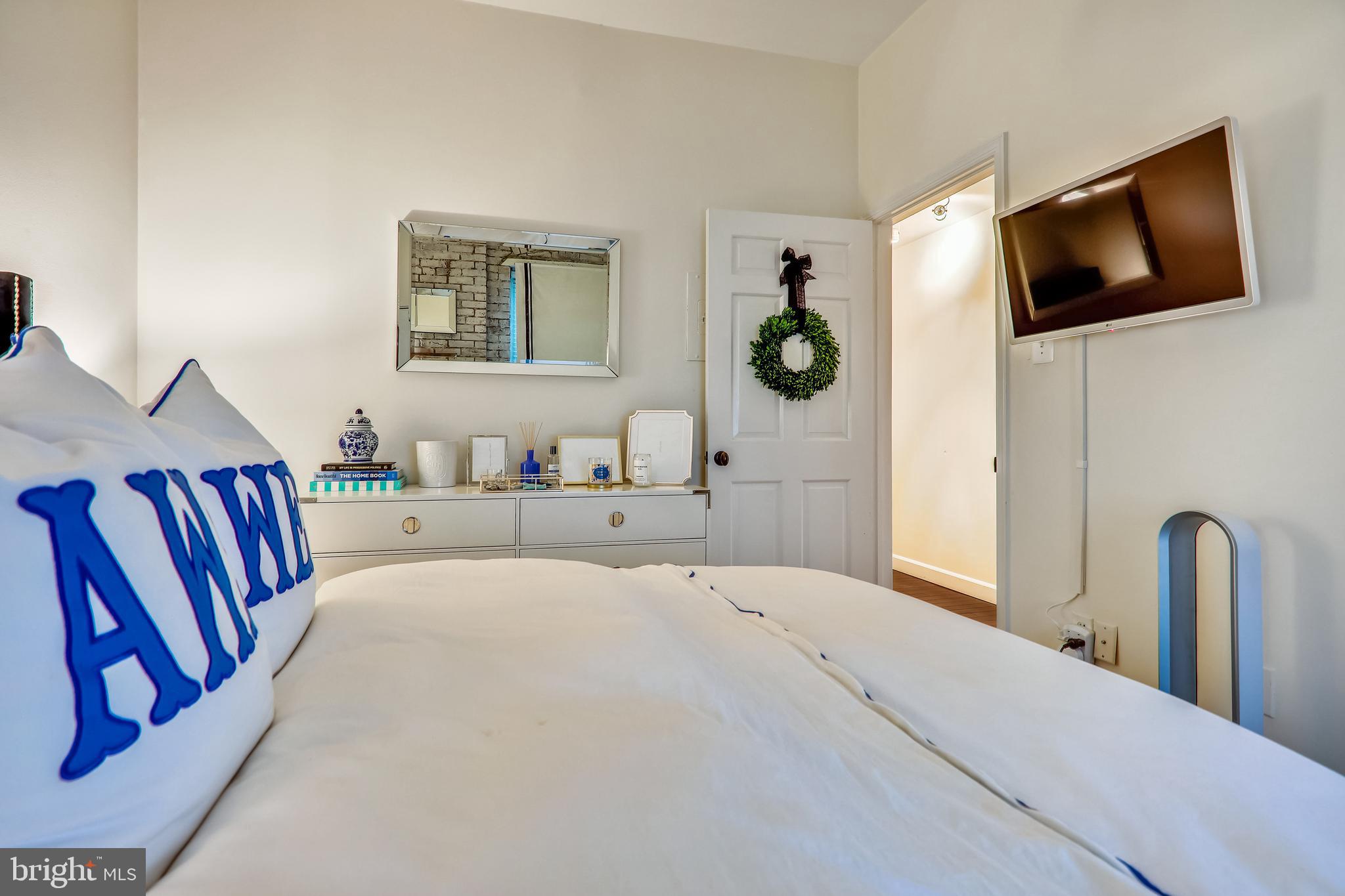 2007 O Street Northwest, Unit 404 Washington, DC 20036 - Photo 39 of 41