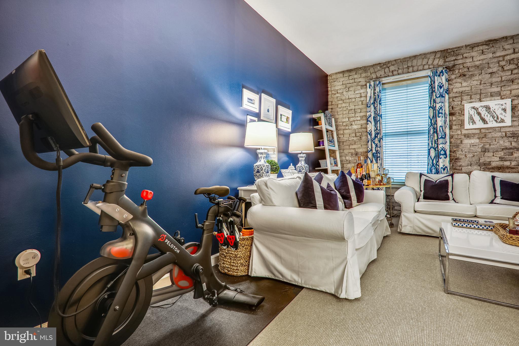 2007 O Street Northwest, Unit 404 Washington, DC 20036 - Photo 8 of 41