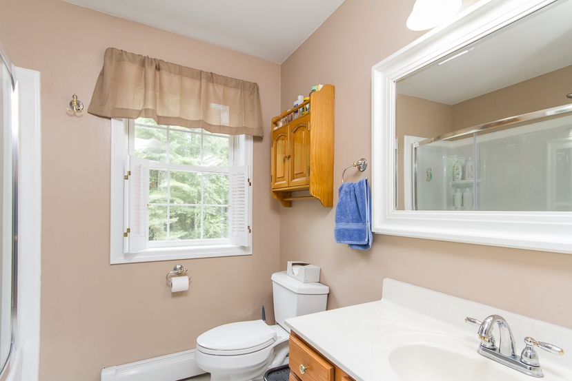 136 Beede Hill Road Fremont, NH 03044 - Photo 28 of 40