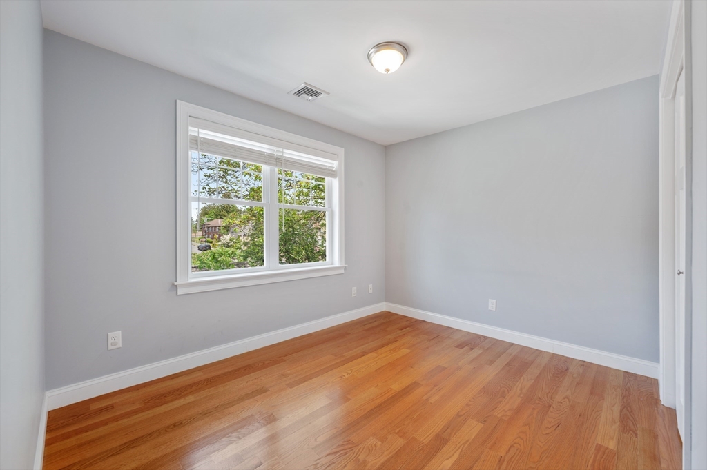 33 Oval Road, Unit 2 Quincy, MA 02170 - Photo 15 of 27 Gallery Image 15
