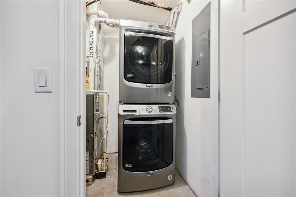 33 Oval Road, Unit 2 Quincy, MA 02170 - Photo 20 of 27 Gallery Image 20