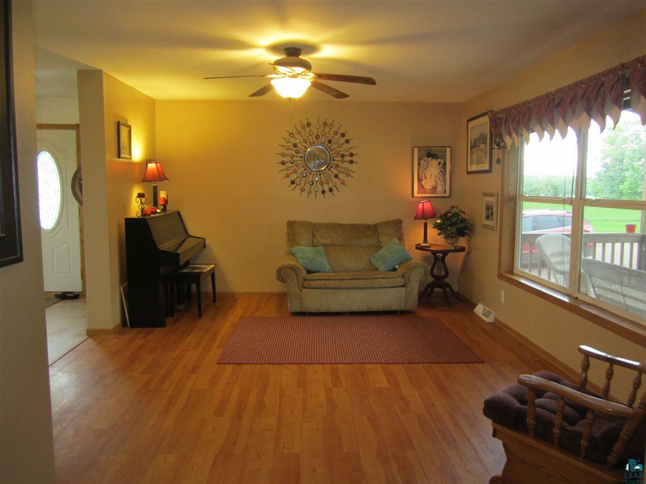 4507 South Birch Road Moose Lake, MN 55767 - Photo 7 of 24 Living room