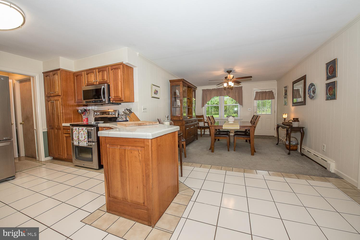 76 Barry Road Chalfont, PA 18914 - Photo 15 of 41 Gallery Image 15