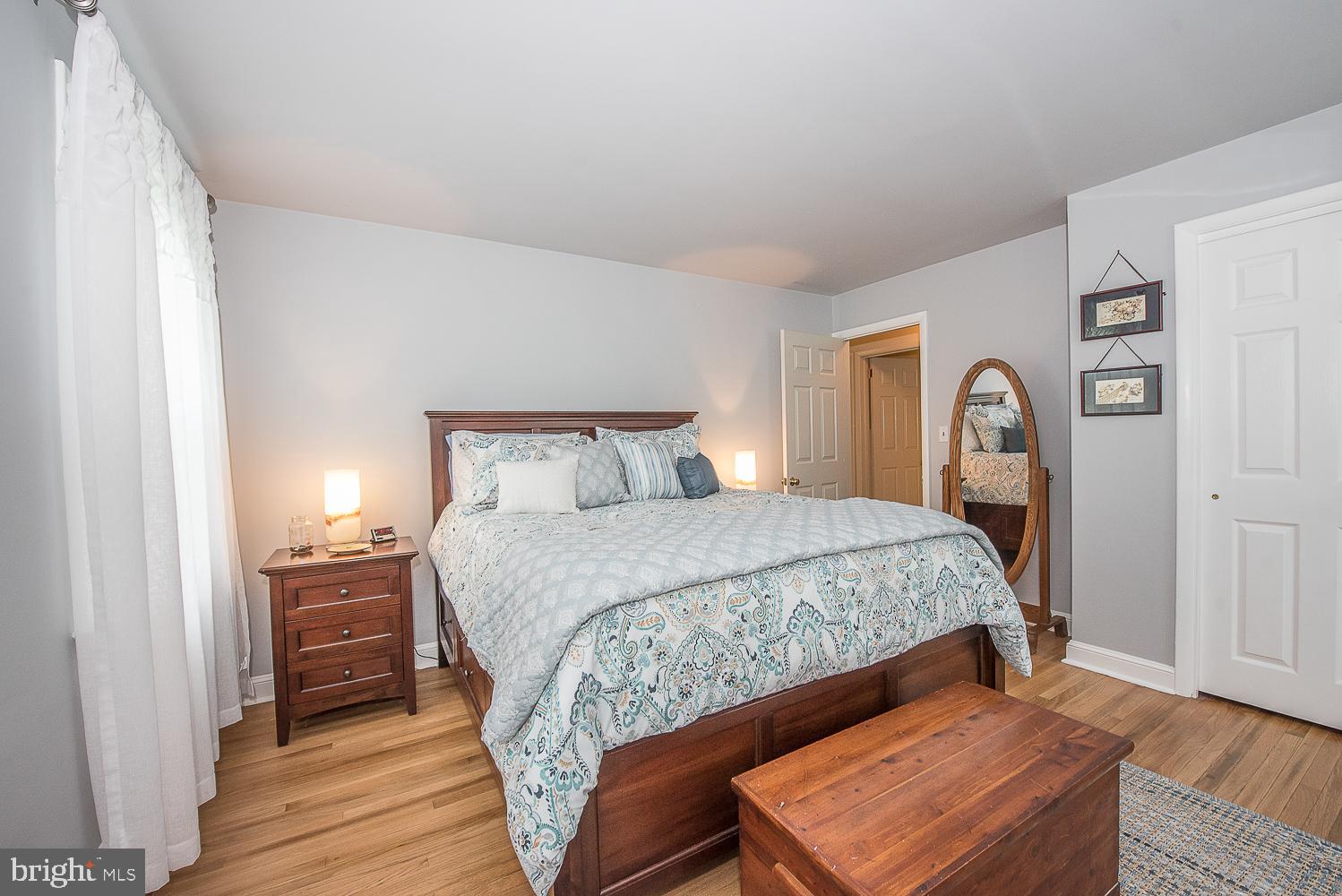 76 Barry Road Chalfont, PA 18914 - Photo 20 of 41 Main Bedroom
