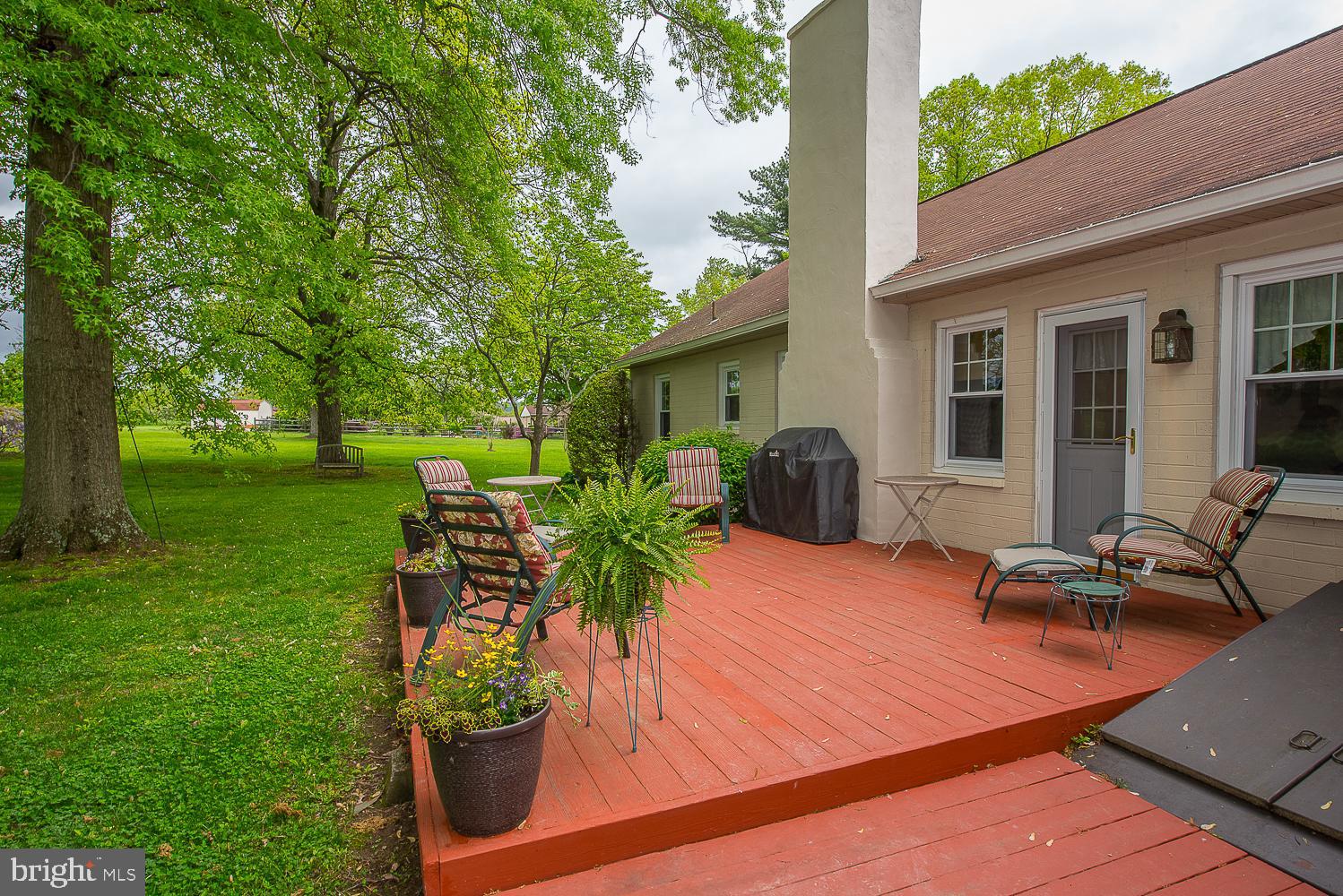 76 Barry Road Chalfont, PA 18914 - Photo 33 of 41 Deck