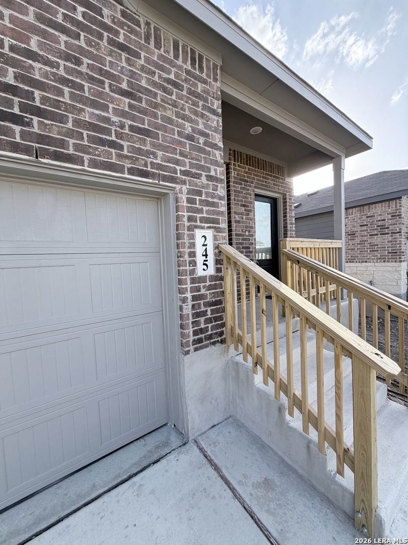 245 Inyo Street New Braunfels, TX 78130 - Photo 2 of 40