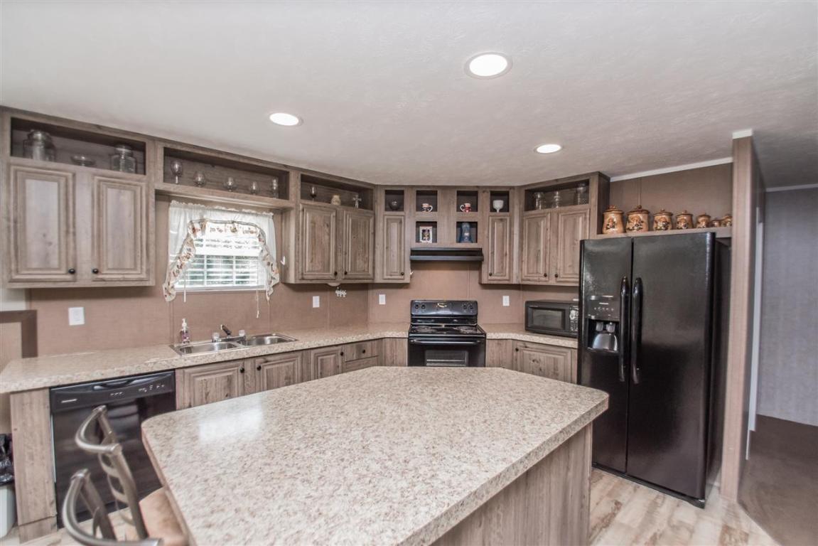 404 Runnymeade Road Pickens, SC 29671 - Photo 18 of 36 Gallery Image 18