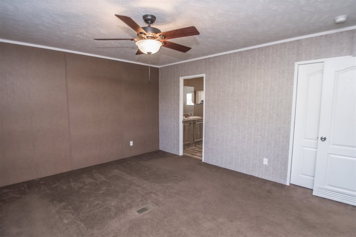 404 Runnymeade Road Pickens, SC 29671 - Photo 30 of 36 Gallery Image 30
