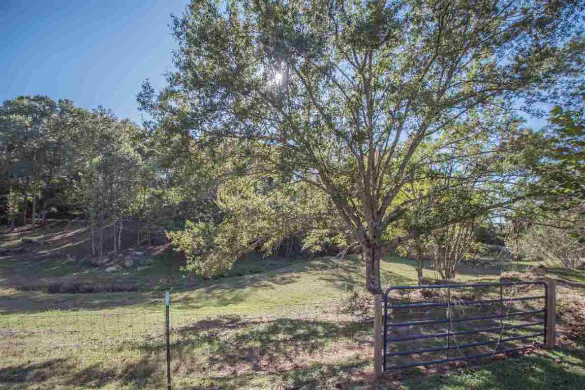 404 Runnymeade Road Pickens, SC 29671 - Photo 10 of 36 Gallery Image 10