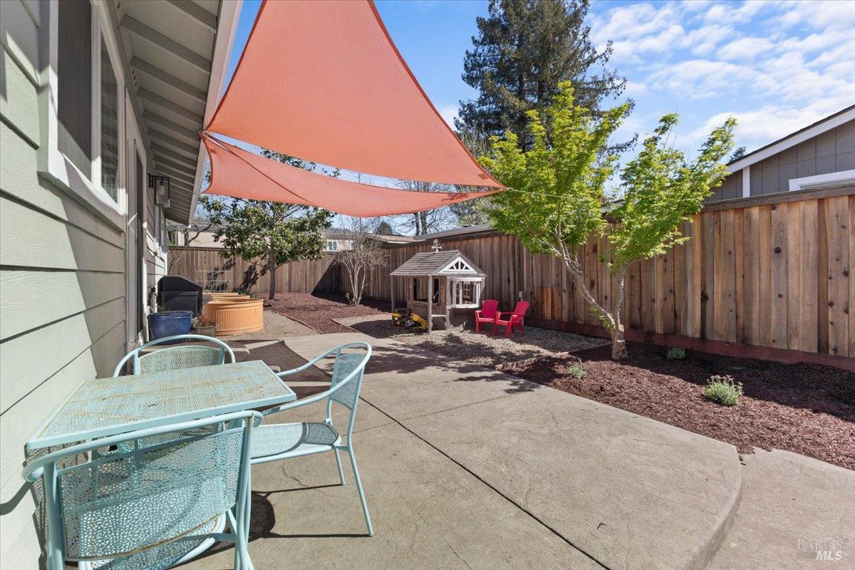 6900 Montecito Boulevard Santa Rosa, CA 95409 - Photo 22 of 25 a view of outdoor space yard and patio