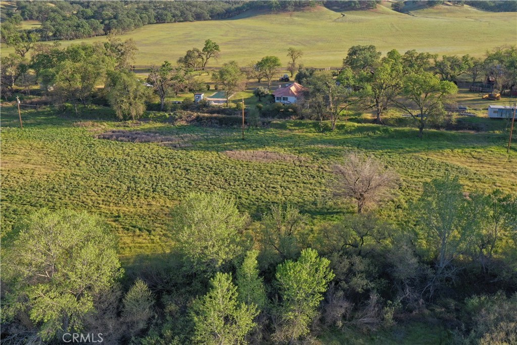 15385 Weston Road Corning, CA 96021 - Photo 12 of 75 a view of a town with mountains in the background