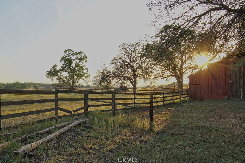 15385 Weston Road Corning, CA 96021 - Photo 50 of 75 a view of park with wooden bench and bench