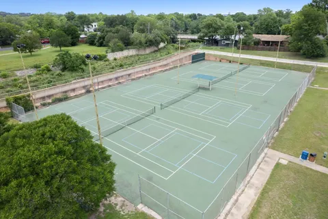 $699,000 | 5214 Woodview Avenue, Austin, TX 78756