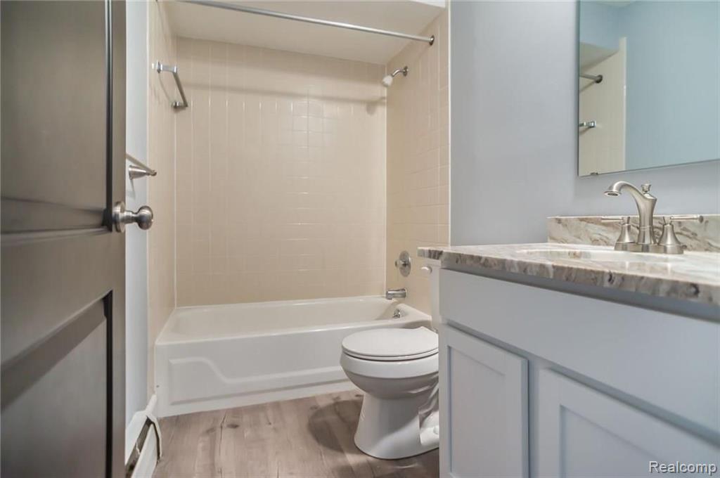 2173 Decker Road, Unit 45 Walled Lake, MI 48390 - Photo 11 of 15