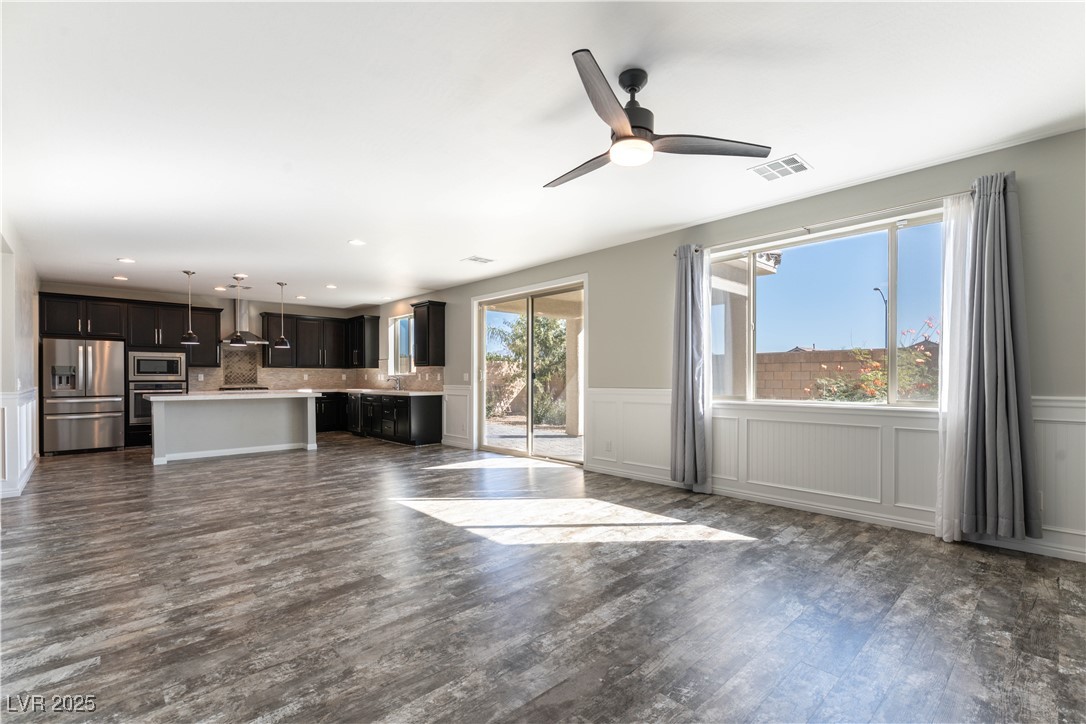 8064 Calico Mesa Street Las Vegas, NV 89166 - Photo 10 of 38