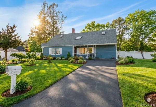 $599,000 | 68 South Village Drive, Bellport, NY 11713