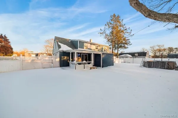 $599,000 | 68 South Village Drive, Bellport, NY 11713