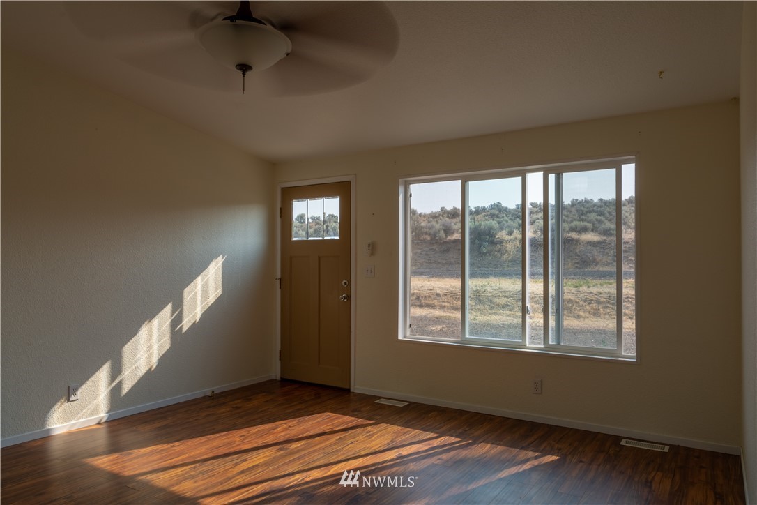 1241 Stevens Road Ellensburg, WA 98926 - Photo 2 of 24 Gallery Image 2