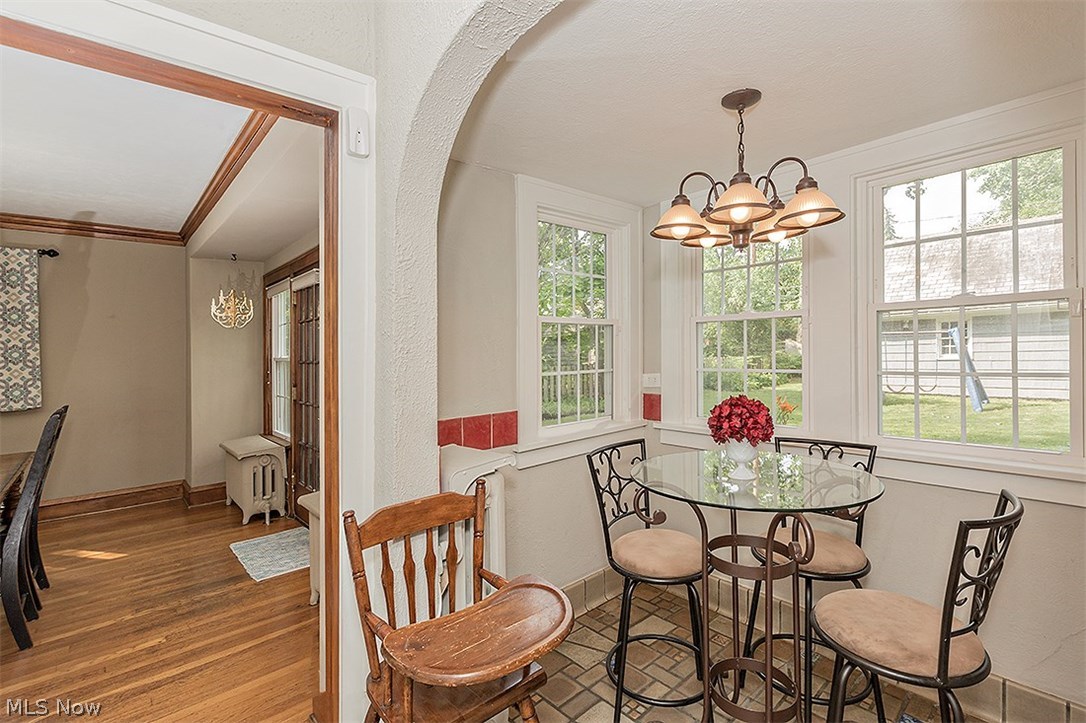3164 Chadbourne Road Cleveland, OH 44120 - Photo 10 of 33