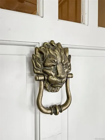 a close view of flowerpot