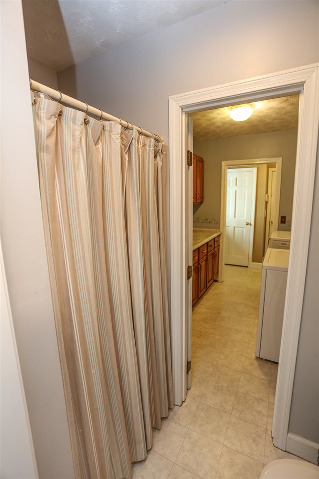 99 North Lowell Road Windham, NH 03087 - Photo 19 of 39