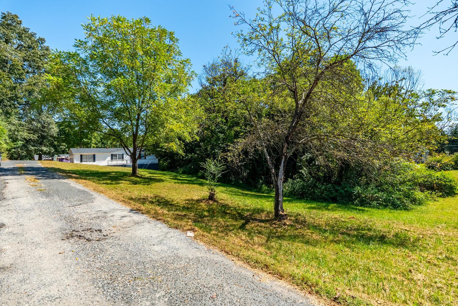 297 Ragland Road Madison Heights, VA 24572 - Photo 27 of 33 Gallery Image 27
