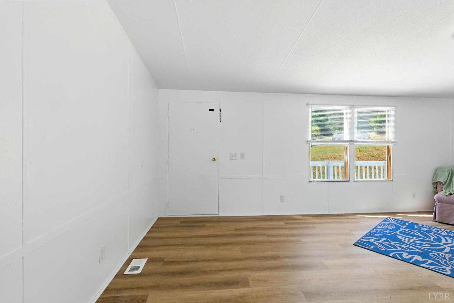 297 Ragland Road Madison Heights, VA 24572 - Photo 3 of 33 Gallery Image 3