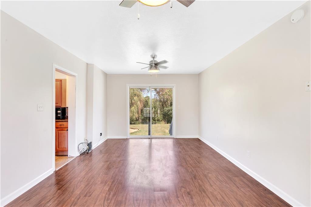 329 Maple Road Pittsburgh, PA 15239 - Photo 20 of 24 Gallery Image 20