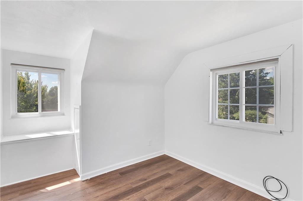 329 Maple Road Pittsburgh, PA 15239 - Photo 23 of 24 Gallery Image 23