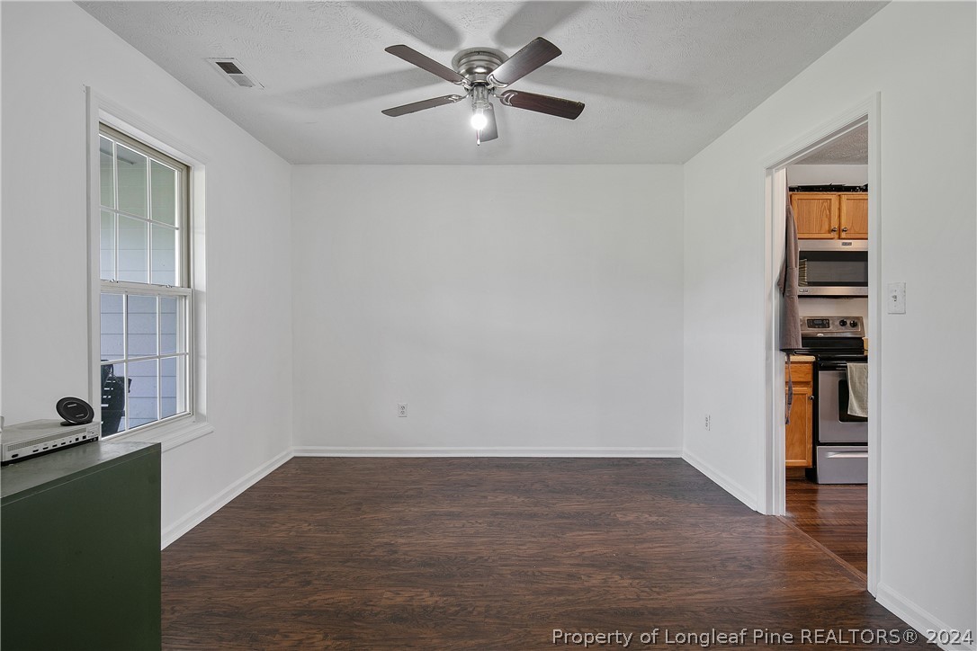 5657 Marsh Road Fayetteville, NC 28306 - Photo 6 of 50 Gallery Image 6