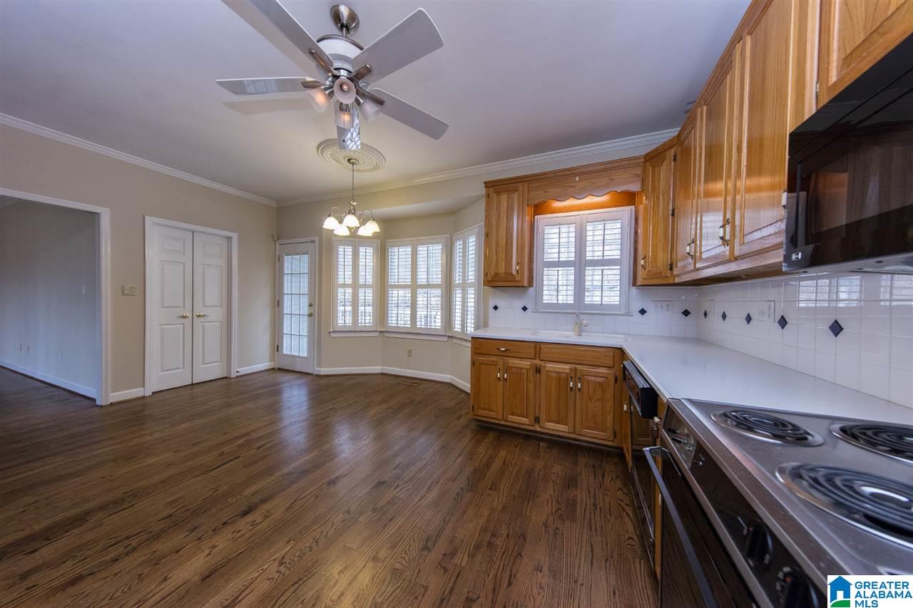 145 Dee Hendrix Road Bessemer, AL 35023 - Photo 9 of 38