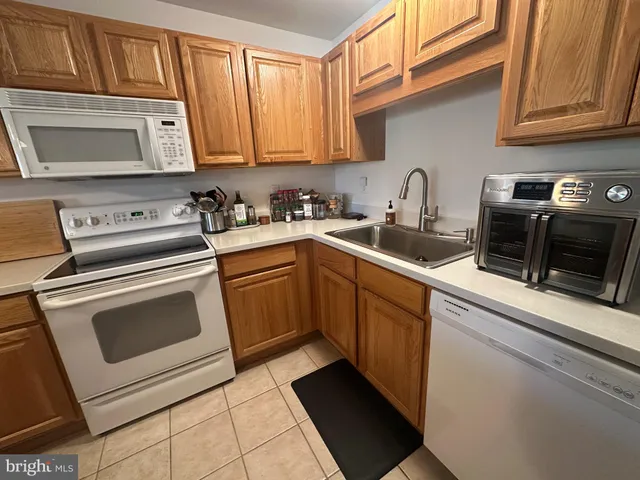 $2,700 | 20356 Blue Point Drive, Unit 1204, Rehoboth Beach, DE 19971