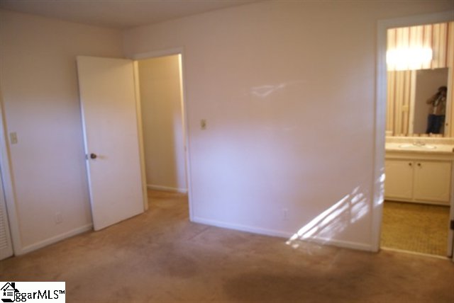 4 Tussock Road Greenville, SC 29615 - Photo 12 of 23 Gallery Image 12