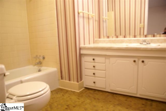 4 Tussock Road Greenville, SC 29615 - Photo 13 of 23 Gallery Image 13