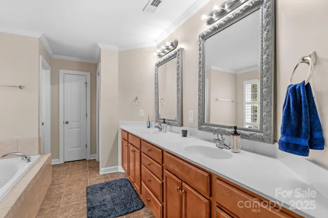 $599,000 | 2805 Cross Tie Lane, Matthews, NC 28105